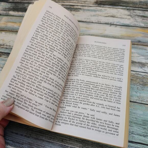 Queen by Alex Haley Vtg 1993 Avon Paperback Novel 1st Ed Print *Acceptable* - Picture 13 of 14